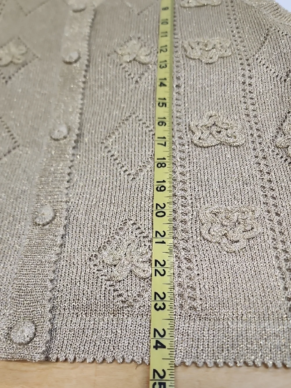 Cricket Lane Beige Knit Button Front Sweater Vest Size Medium